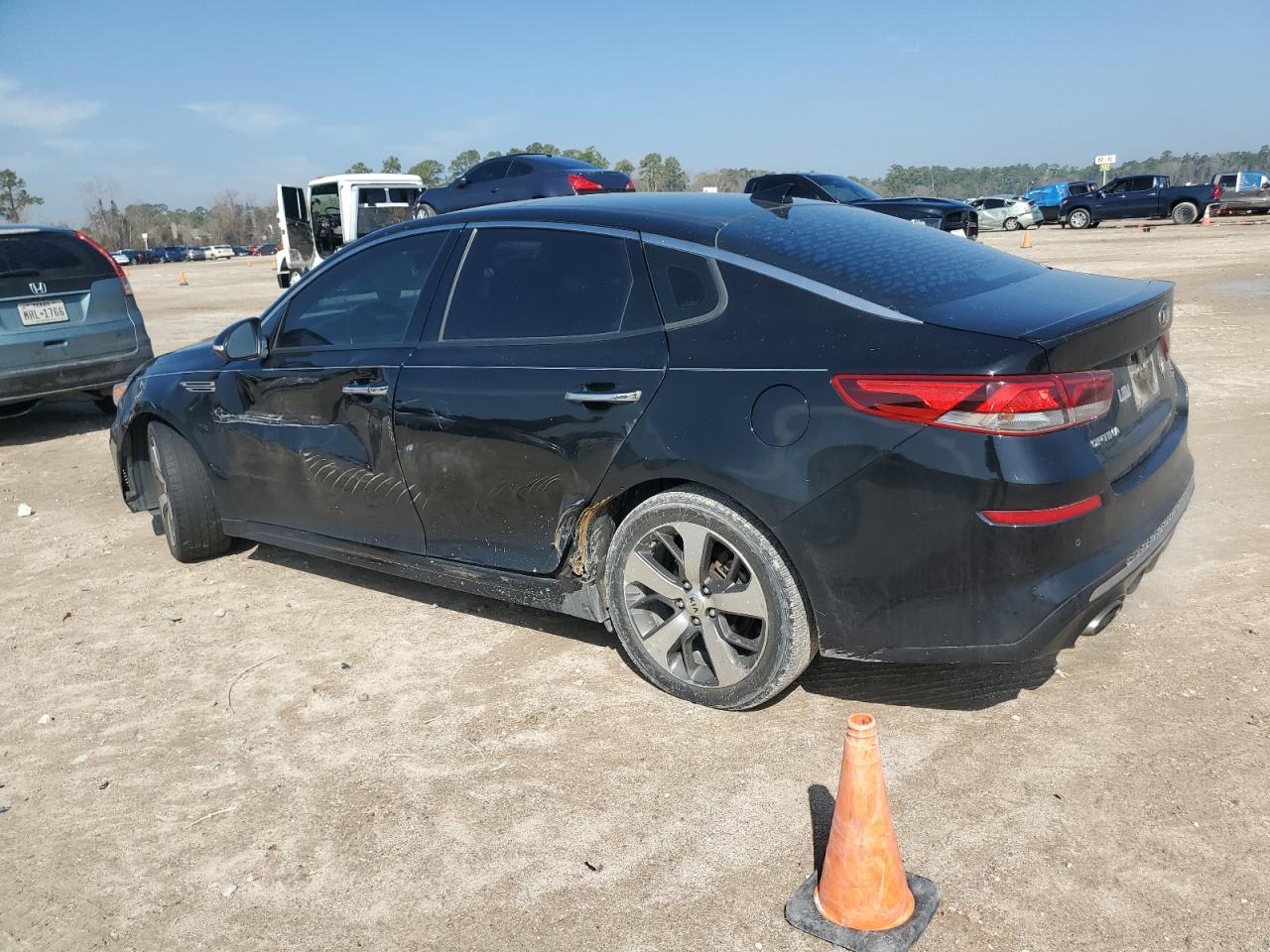 2019 KIA OPTIMA LX - Фото 2