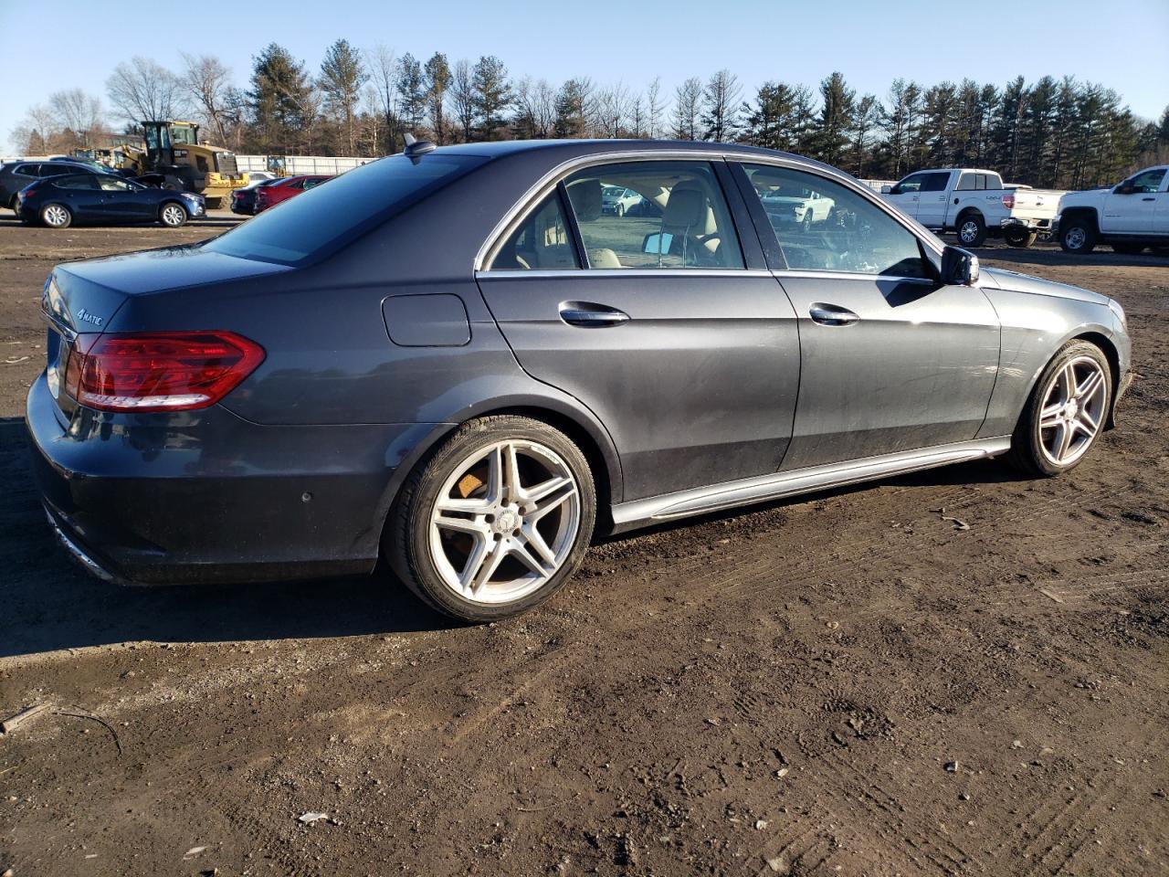2014 MERCEDES-BENZ E 350 4MAT - Image 3
