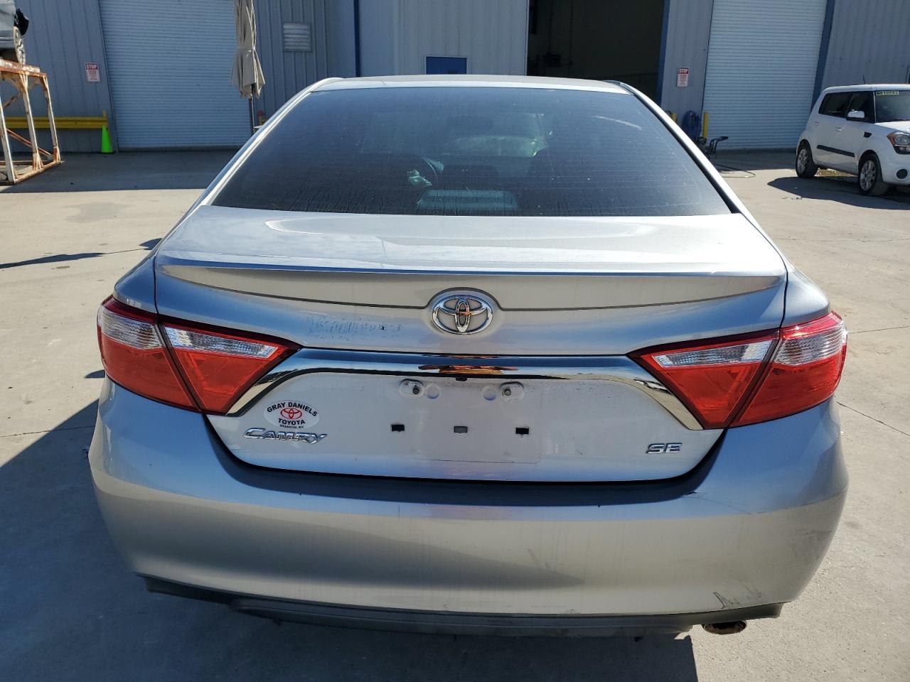 2017 TOYOTA CAMRY LE - Фото 6