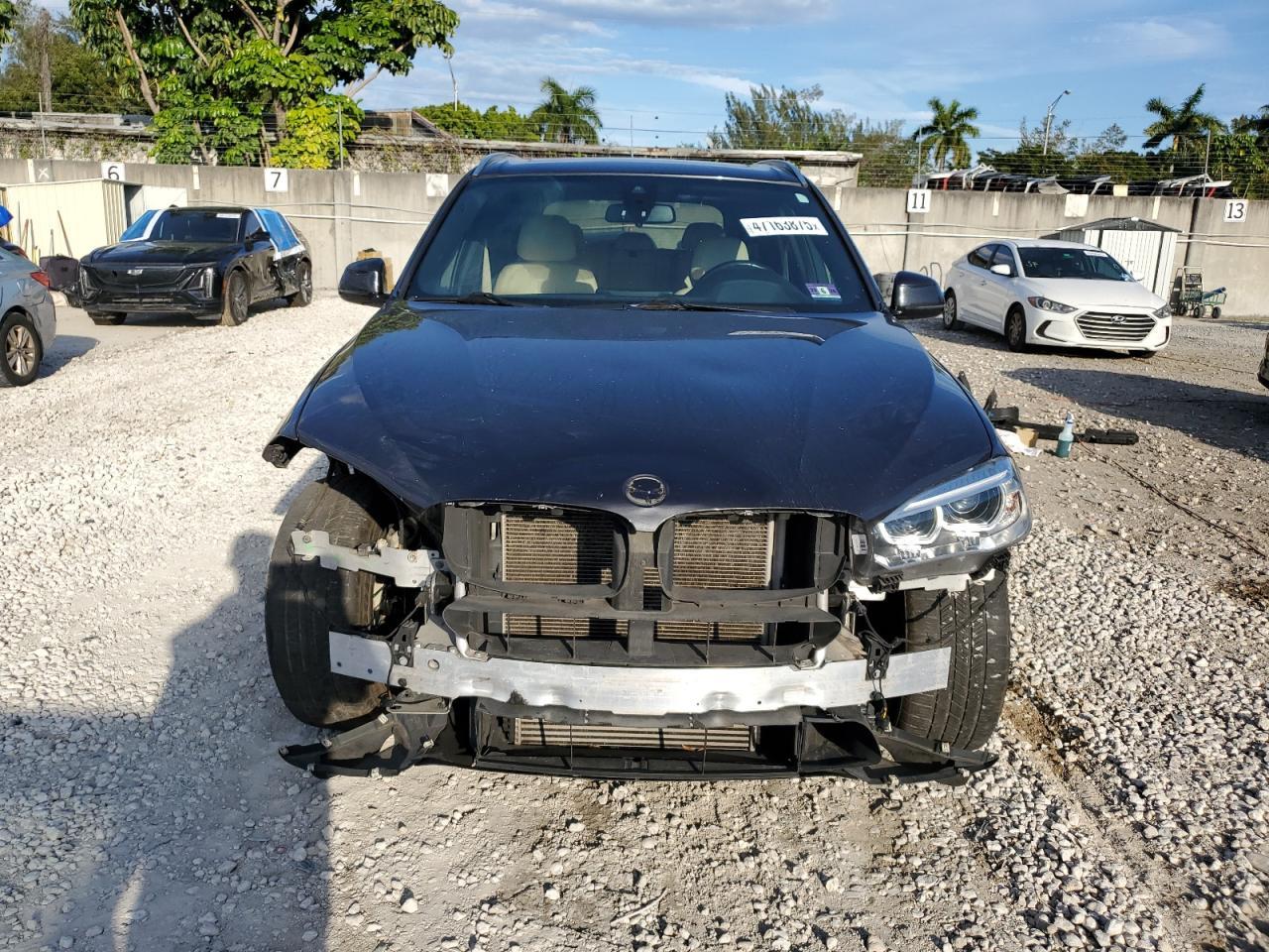 2017 BMW X5 XDRIVE3 - Фото 5