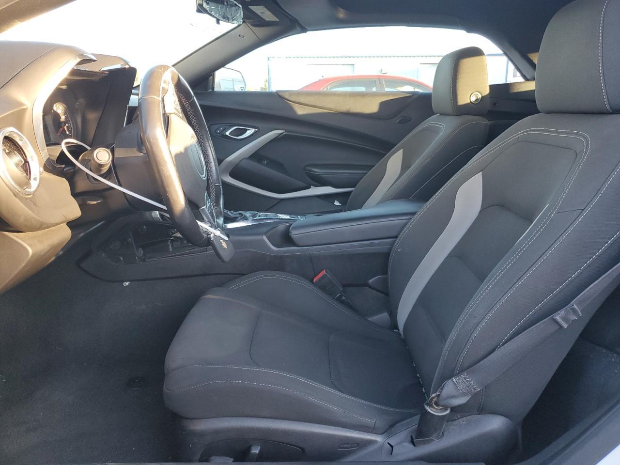 2019 CHEVROLET CAMARO LS - Фото 7