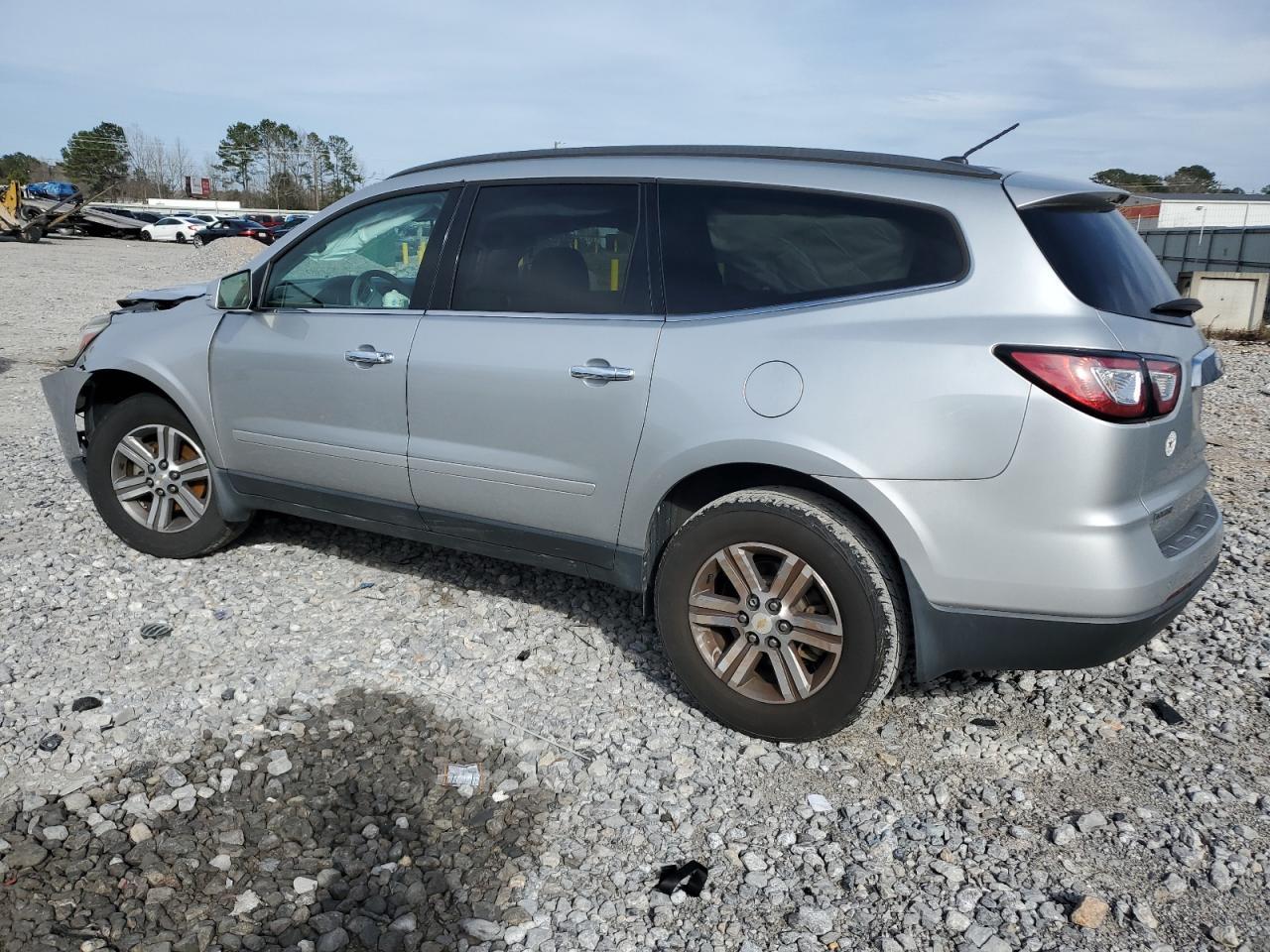 2015 CHEVROLET TRAVERSE L - Image 2