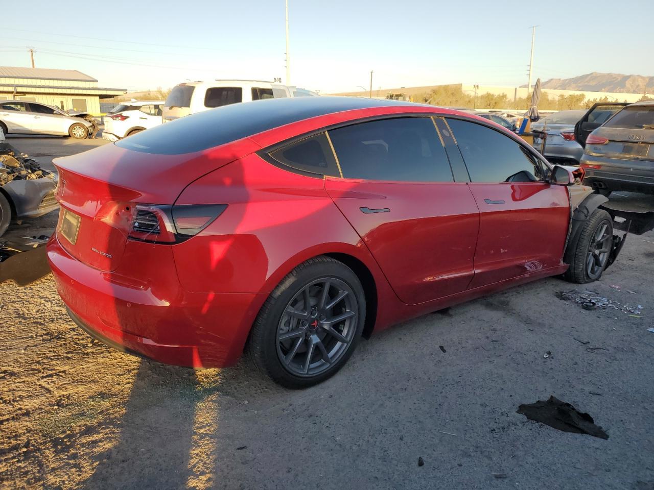 2021 TESLA MODEL 3 - Фото 3