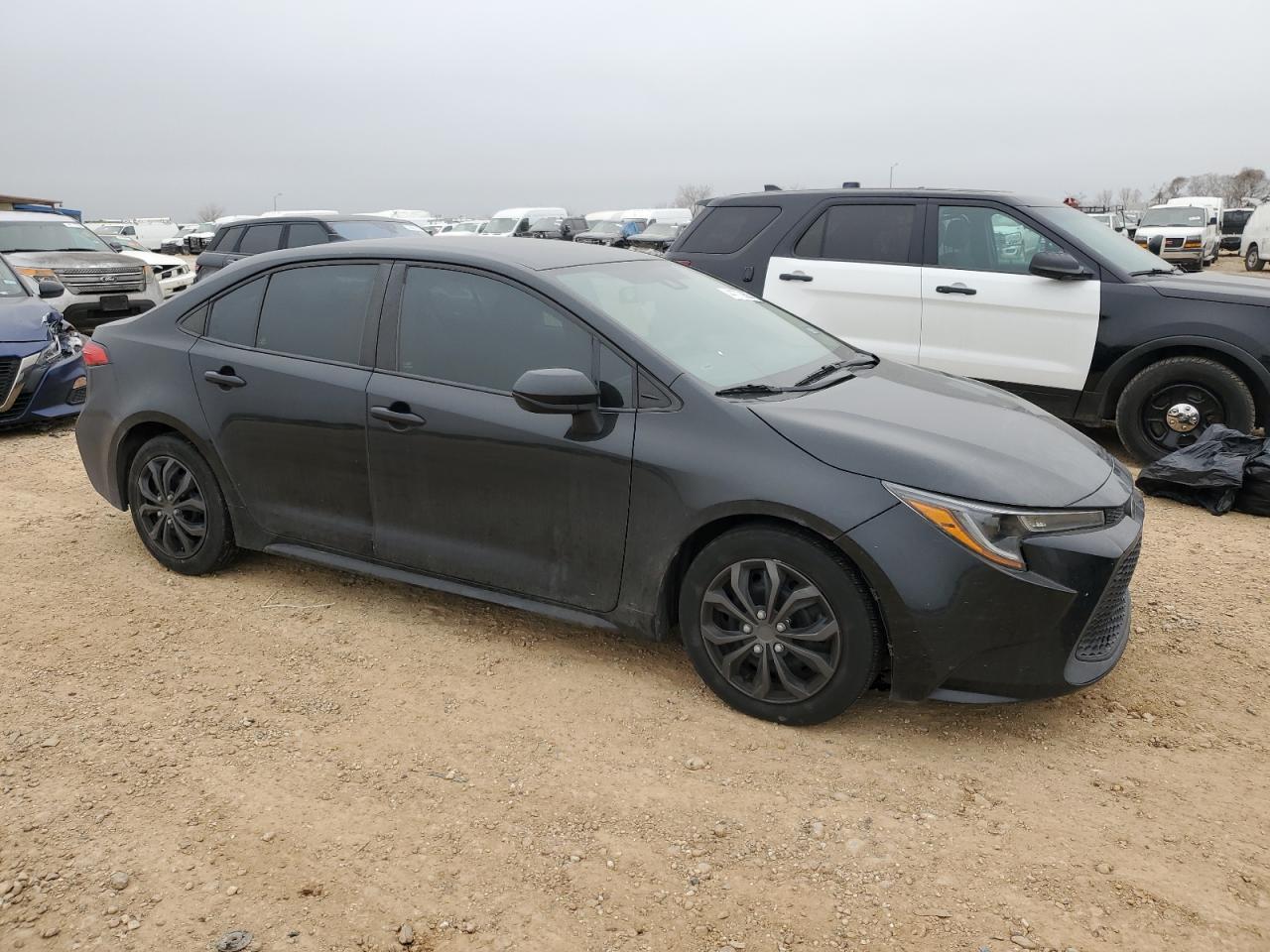 2020 TOYOTA COROLLA LE - Фото 4