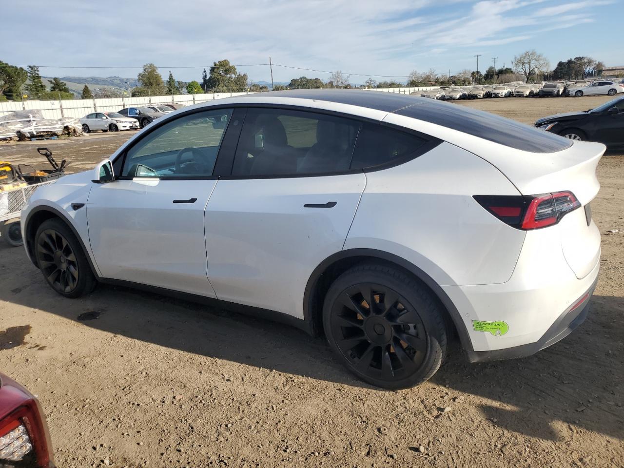 2022 TESLA MODEL Y - Image 2