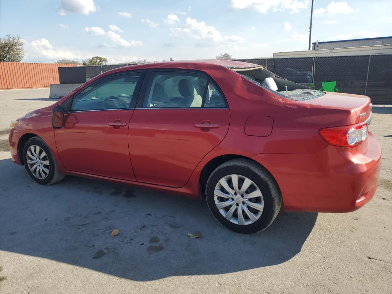 2013 TOYOTA COROLLA BA - Фото 2