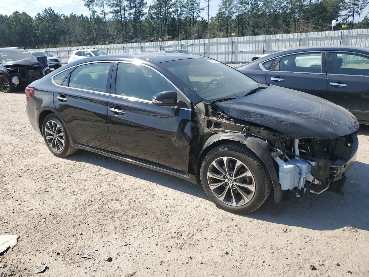 2016 TOYOTA AVALON XLE - Image 4