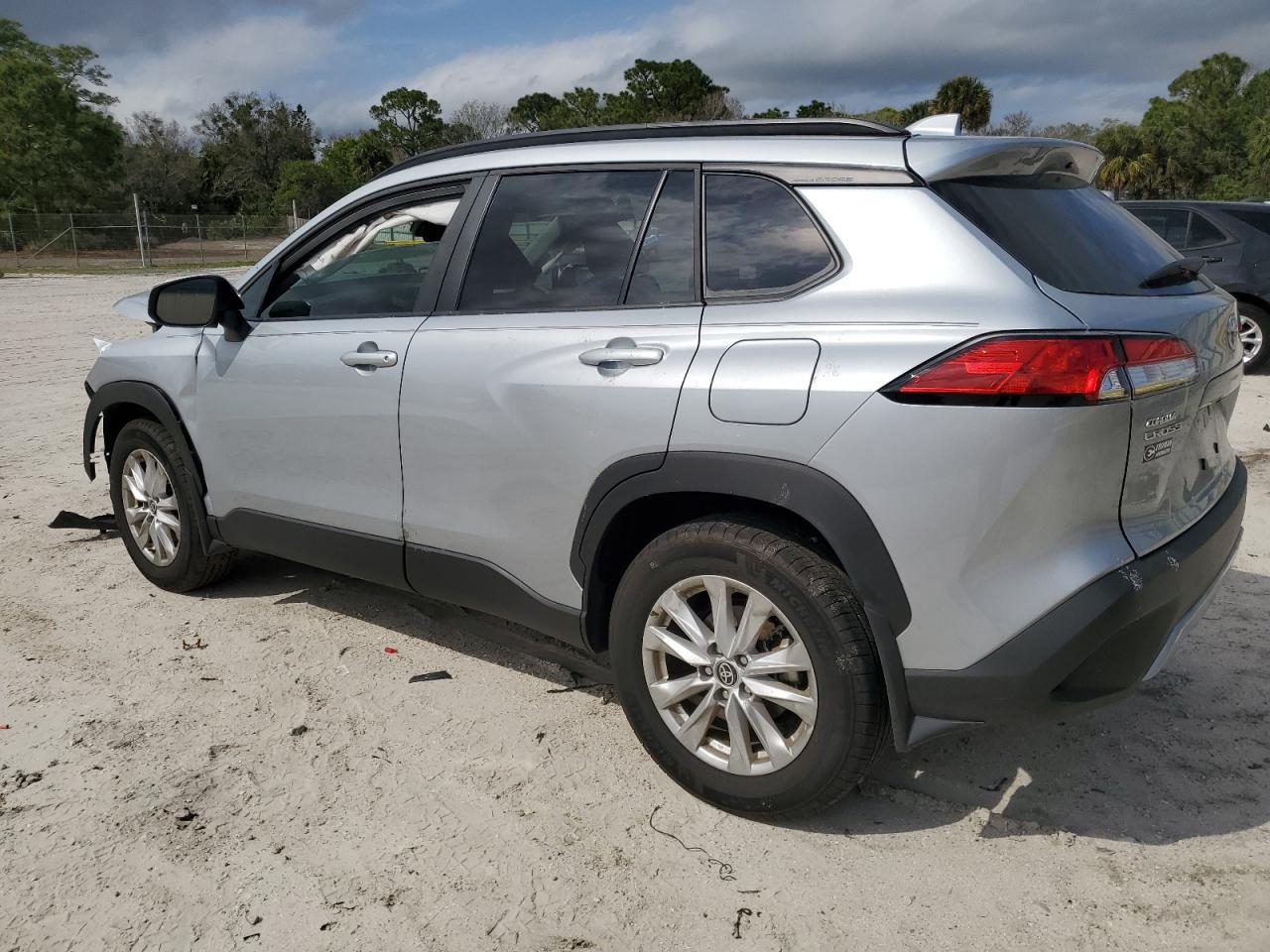 2024 TOYOTA COROLLA CR - Image 2