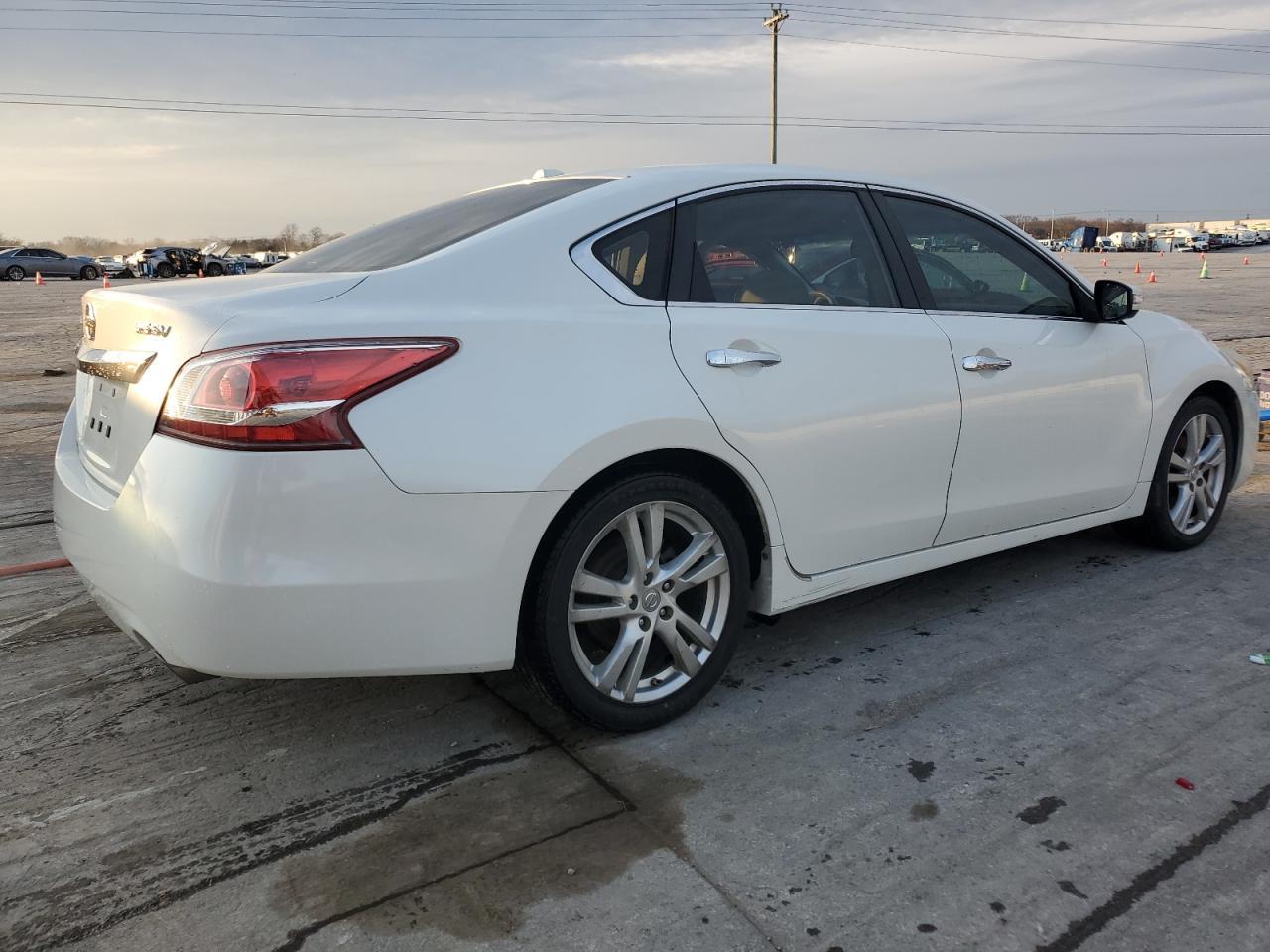 2013 NISSAN ALTIMA 3.5 - Фото 3