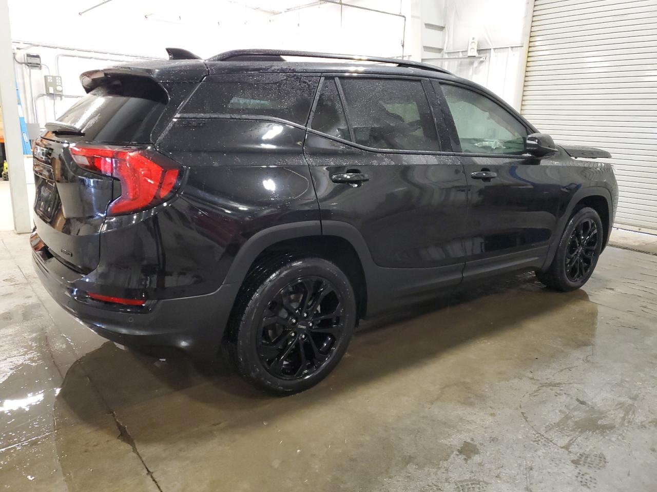 2019 GMC TERRAIN SL - Image 3