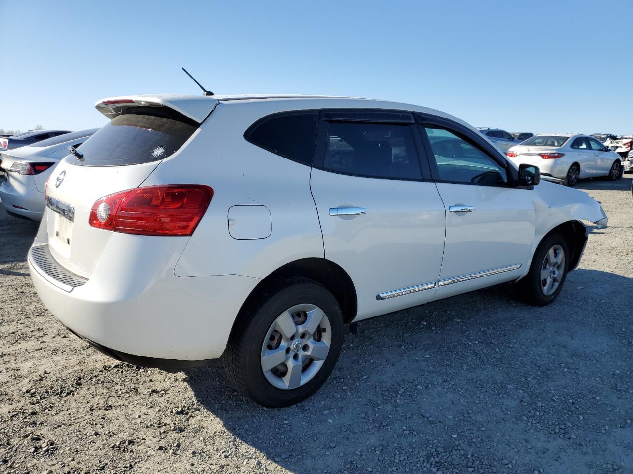 2013 NISSAN ROGUE S - Фото 3