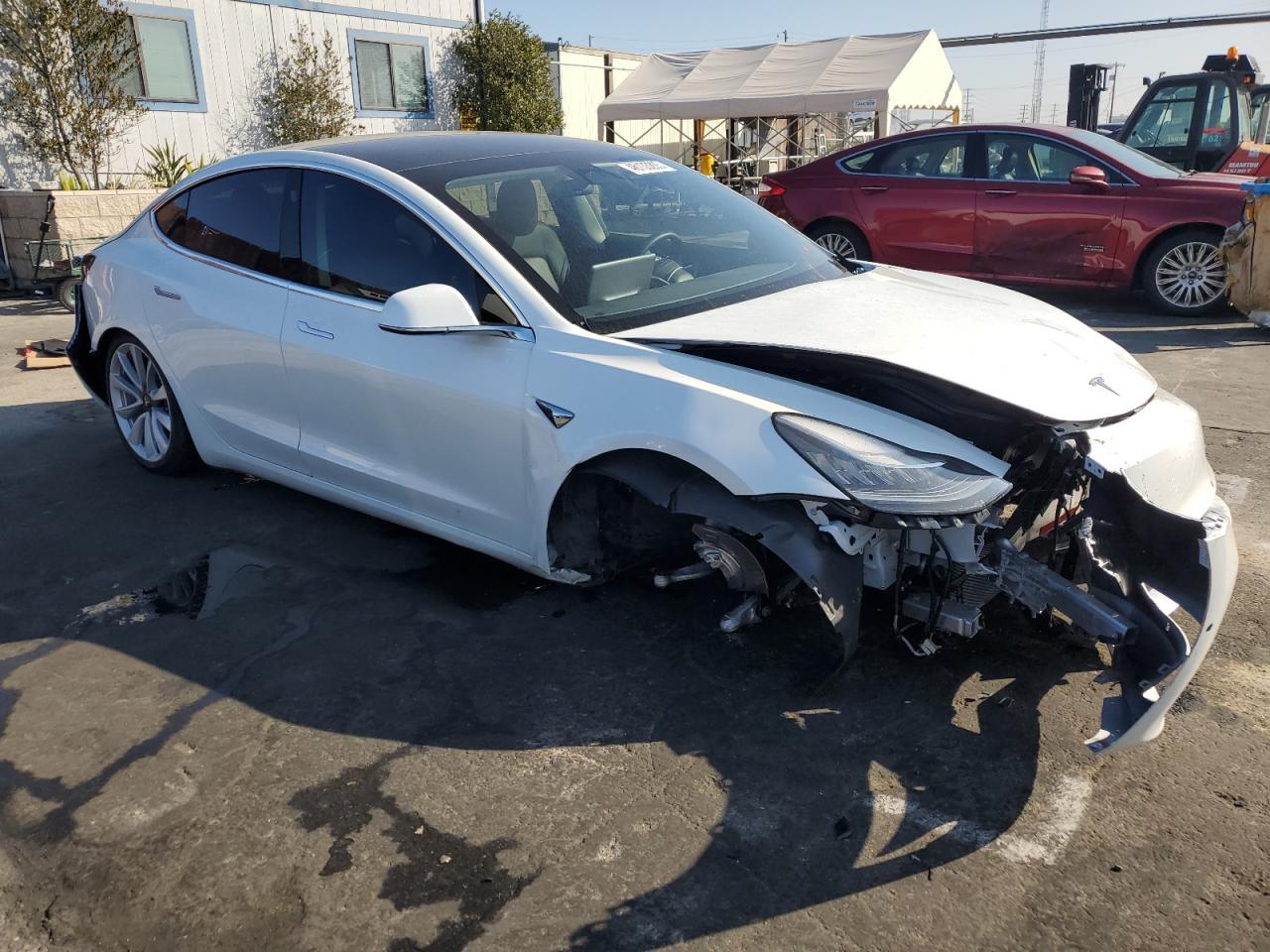 2019 TESLA MODEL 3 - Image 4