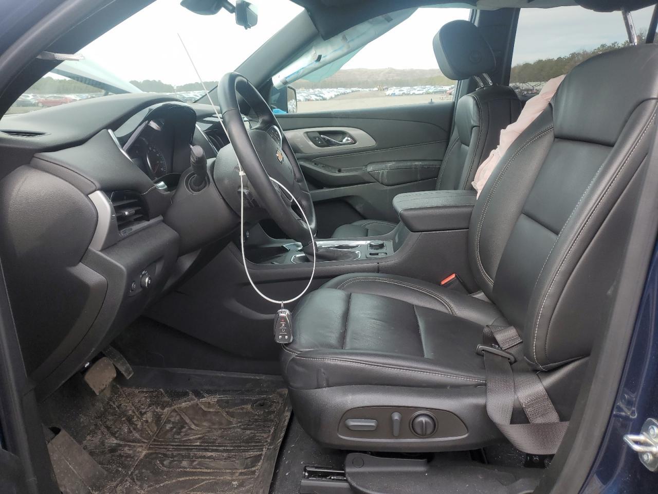 2023 CHEVROLET TRAVERSE L - Фото 7
