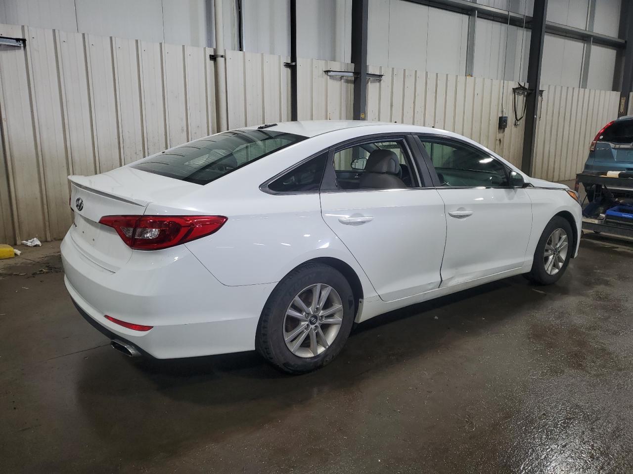 2017 HYUNDAI SONATA SE - Фото 3