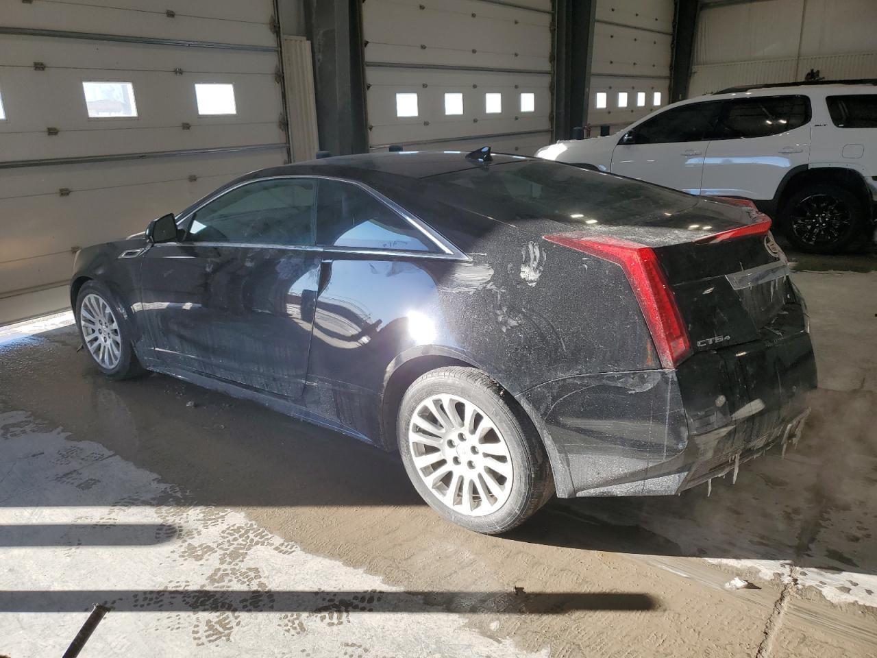 2011 CADILLAC CTS PREMIU - Image 2
