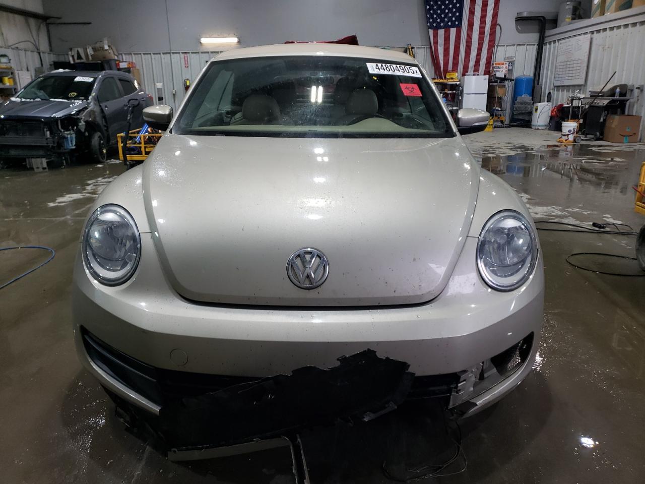 2015 VOLKSWAGEN BEETLE 1.8 - Фото 5