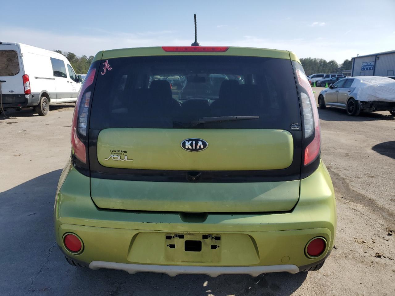 2019 KIA SOUL + - Image 6