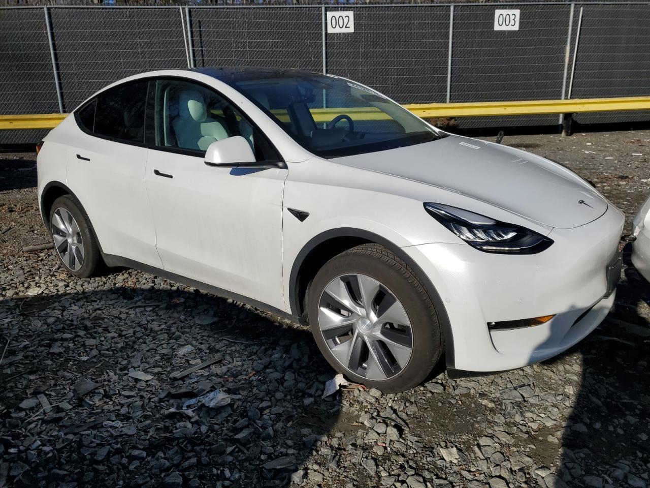 2022 TESLA MODEL Y - Image 4