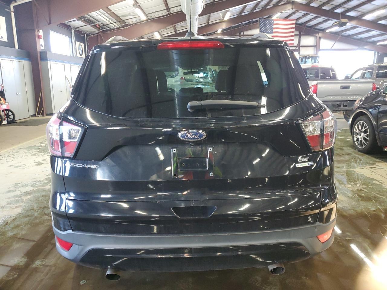 2017 FORD ESCAPE SE - Image 6