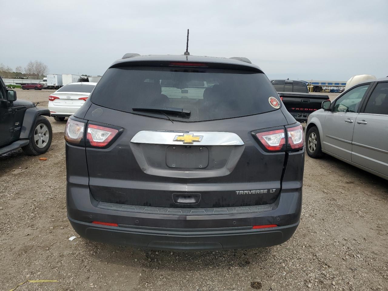 2015 CHEVROLET TRAVERSE L - Фото 6