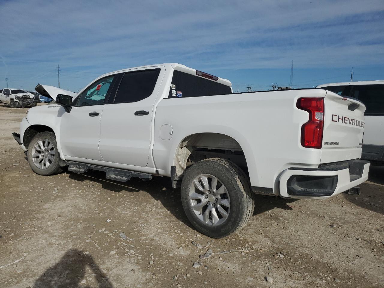 2021 CHEVROLET SILVERADO - Фото 2