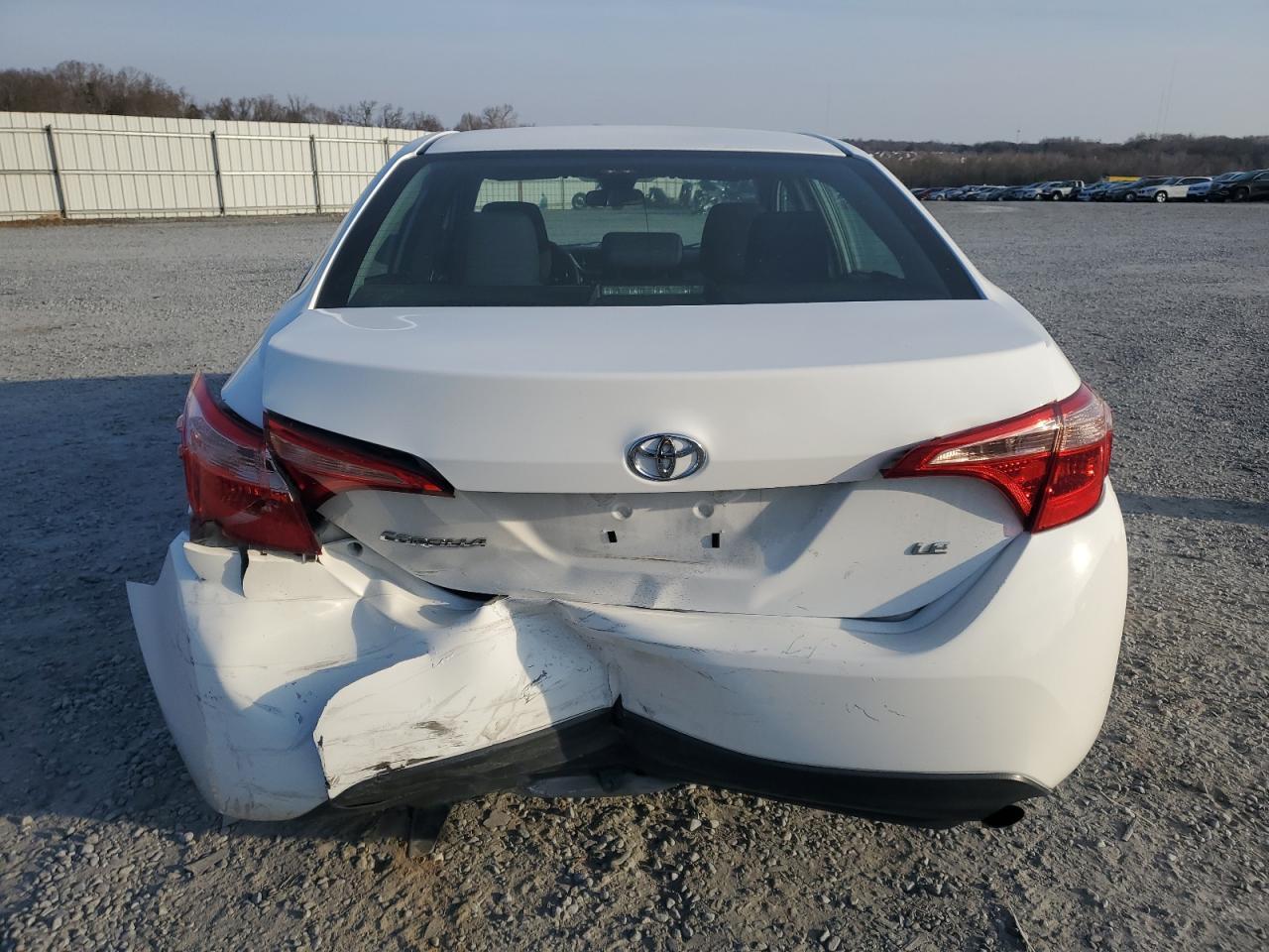 2018 TOYOTA COROLLA L - Image 6
