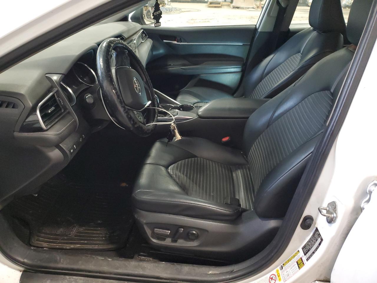 2019 TOYOTA CAMRY L - Image 7