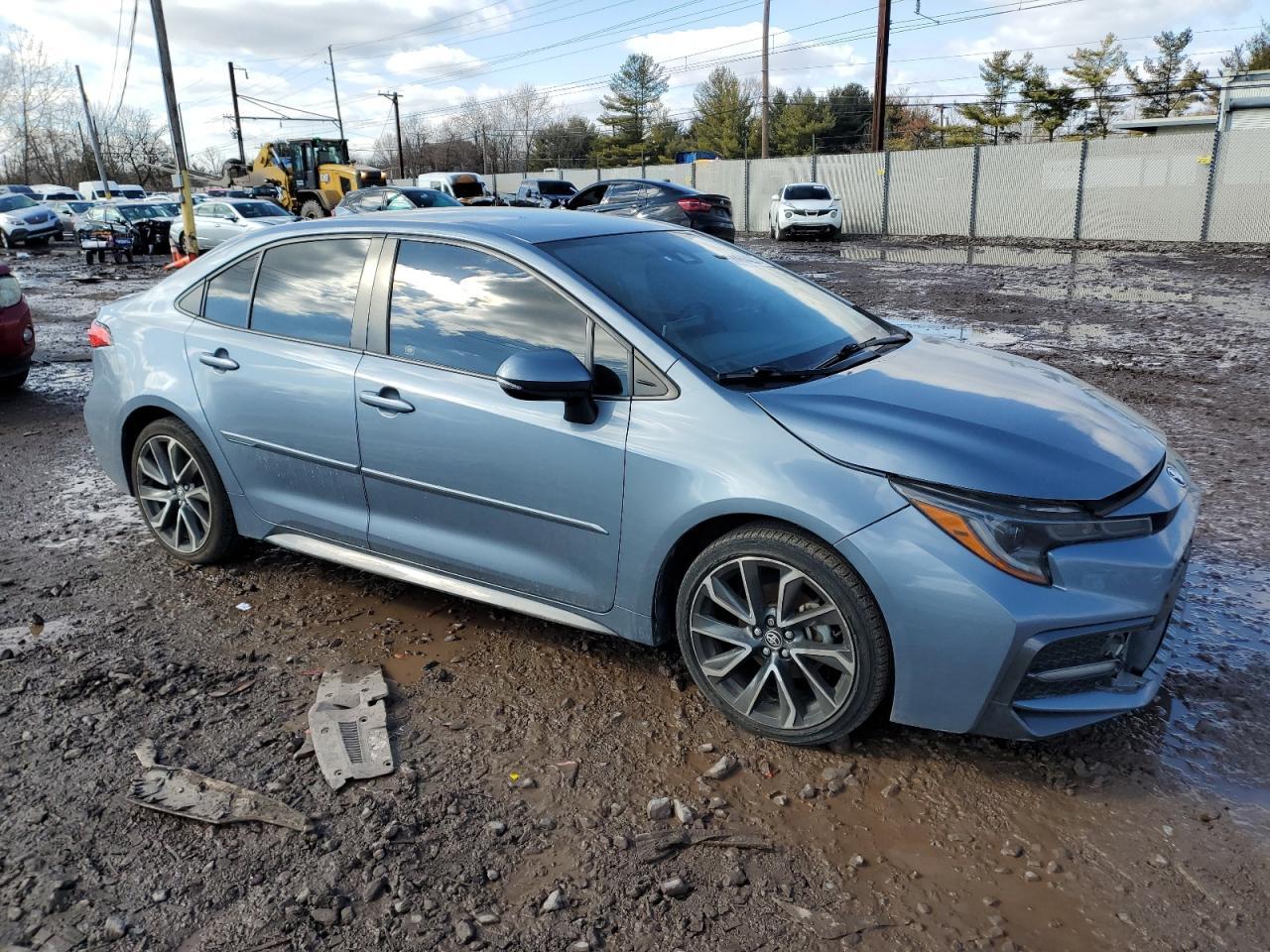 2020 TOYOTA COROLLA SE - Фото 4