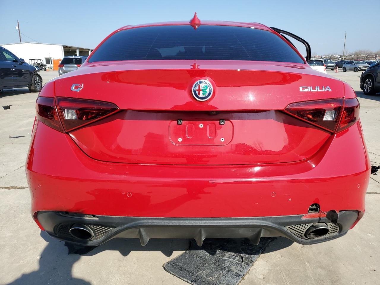 2017 ALFA ROMEO GIULIA Q4 - Фото 6