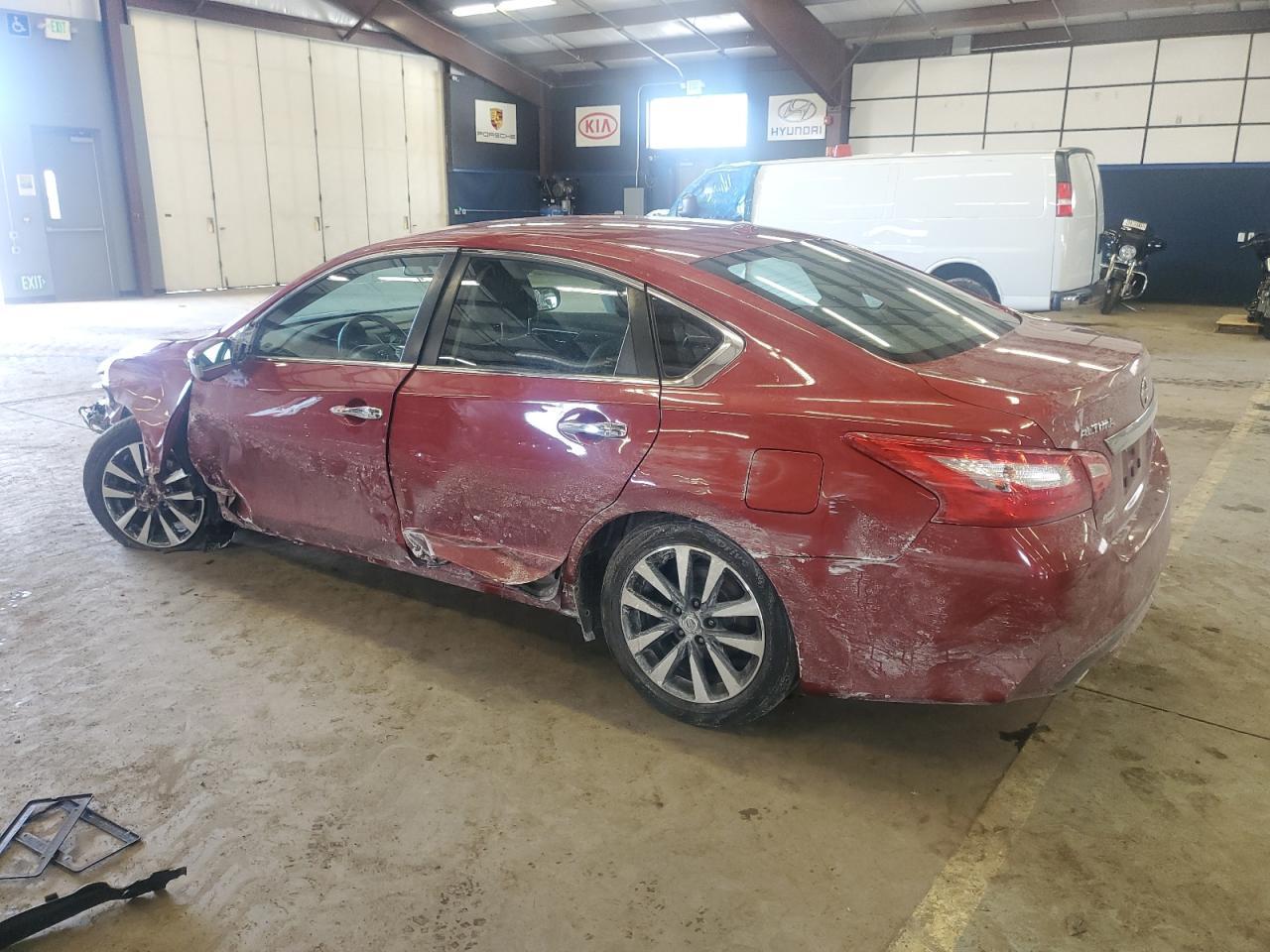 2017 NISSAN ALTIMA 2.5 - Фото 2