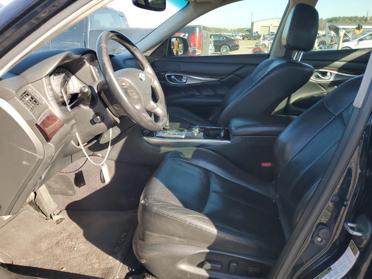 2015 INFINITI Q70 3.7 - Image 7
