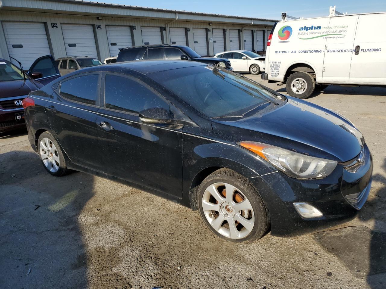 2013 HYUNDAI ELANTRA GL - Image 4