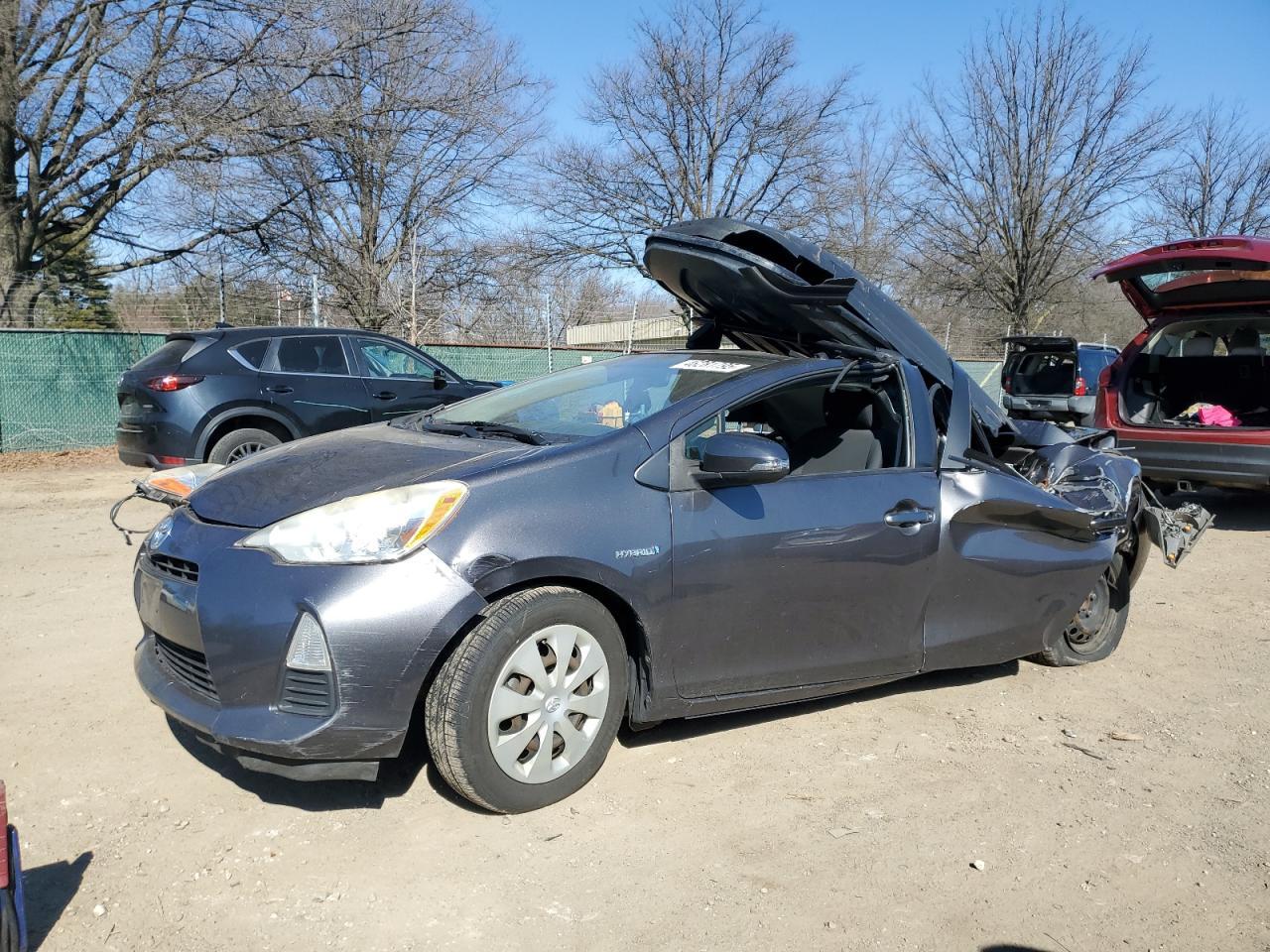 2013 TOYOTA PRIUS C
