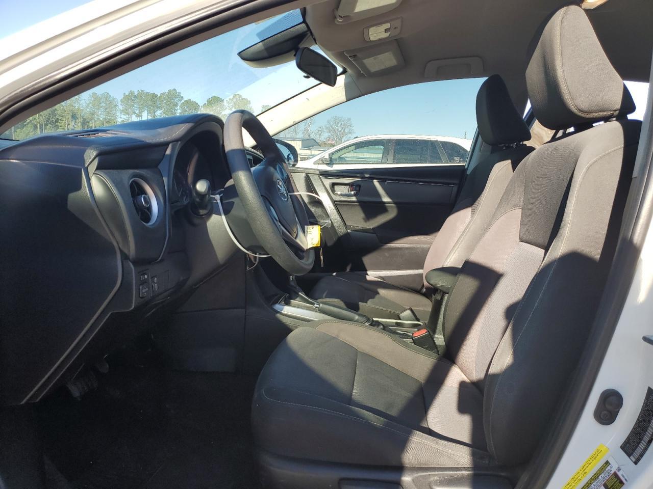 2019 TOYOTA COROLLA L - Image 7