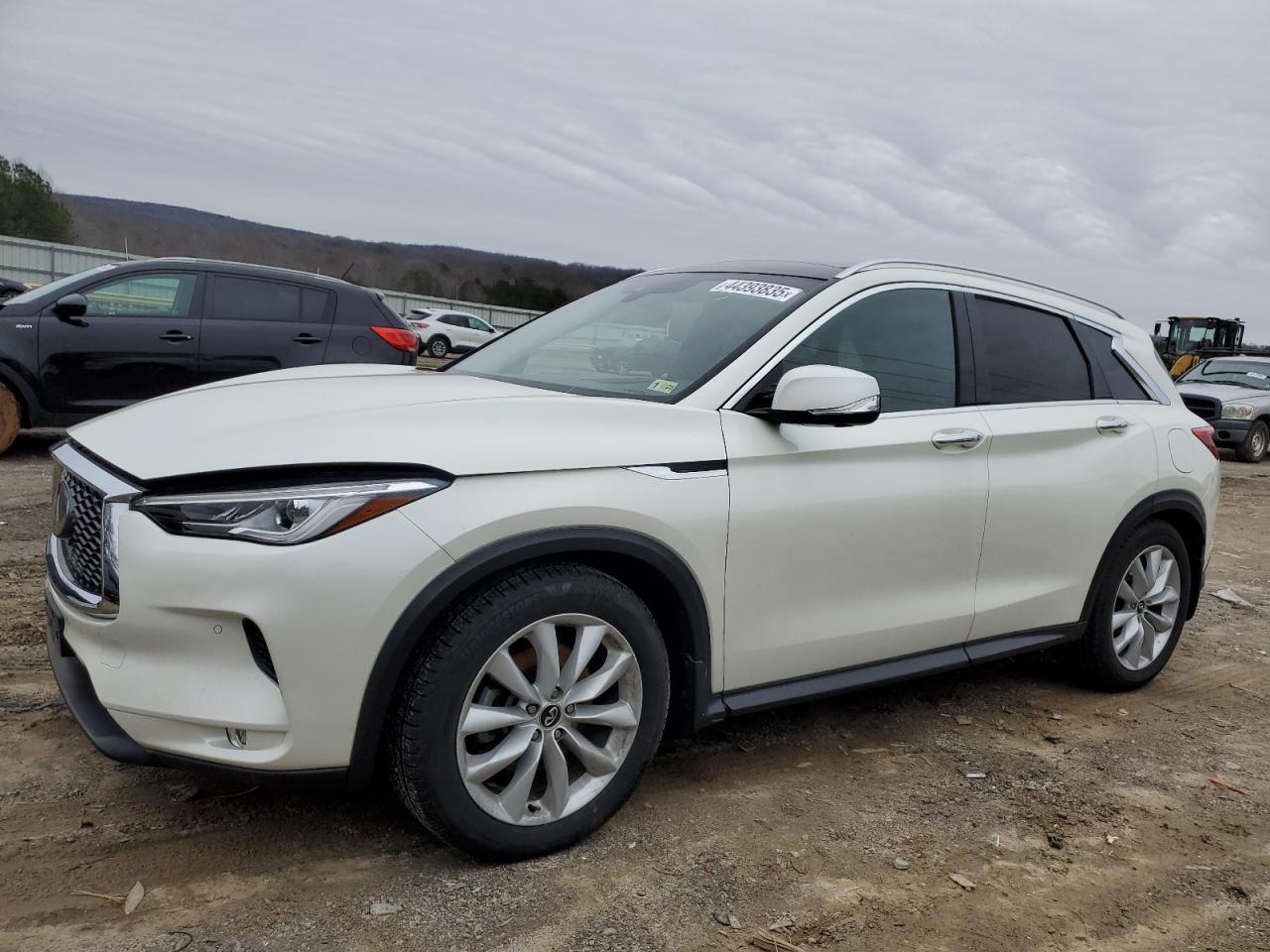 2019 INFINITI QX50 ESSEN
