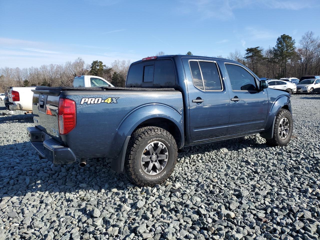 2019 NISSAN FRONTIER S - Фото 3