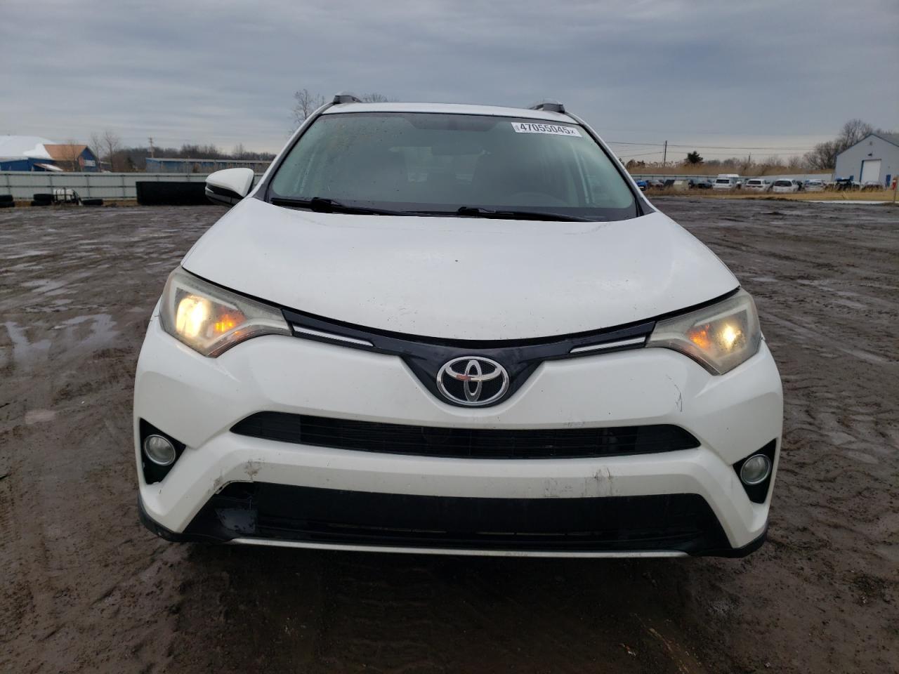 2016 TOYOTA RAV4 XLE - Image 5