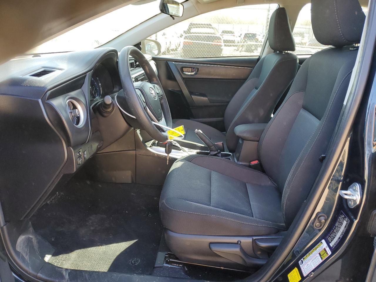 2019 TOYOTA COROLLA L - Фото 7