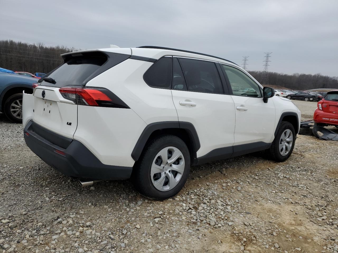 2021 TOYOTA RAV4 LE - Image 3
