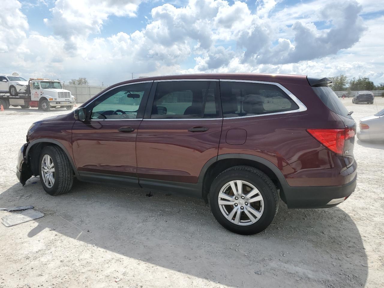 2017 HONDA PILOT LX - Image 2