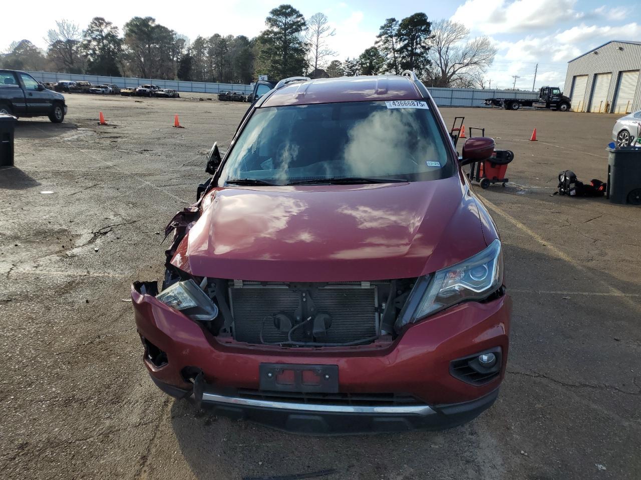 2019 NISSAN PATHFINDER - Фото 5