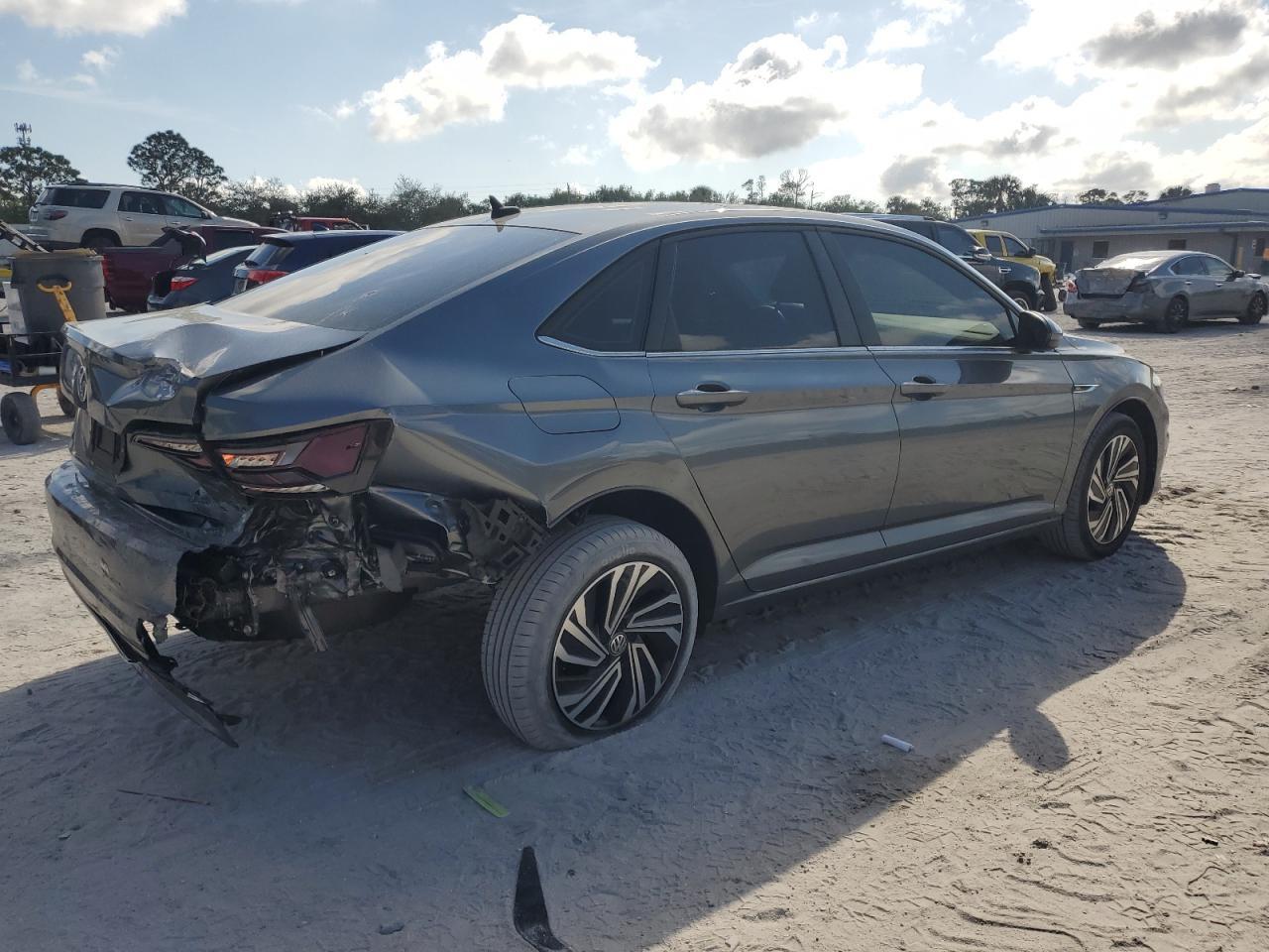 2020 VOLKSWAGEN JETTA SEL - Фото 3