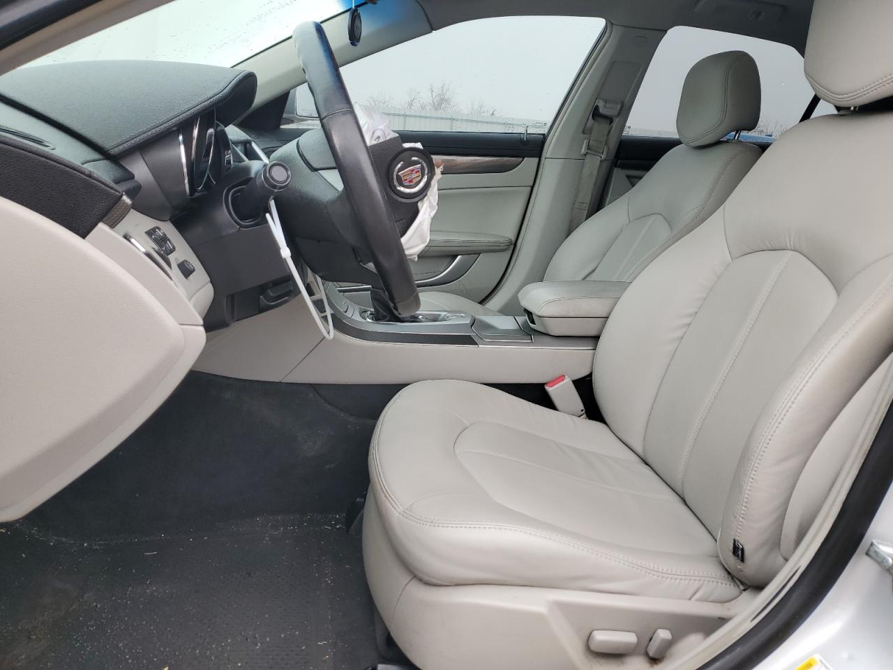 2011 CADILLAC CTS - Image 7