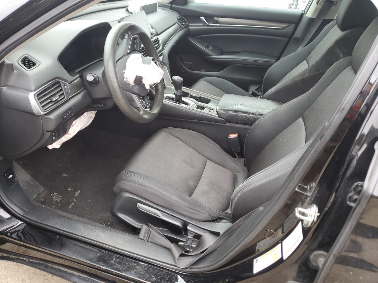 2018 HONDA ACCORD LX - Image 7