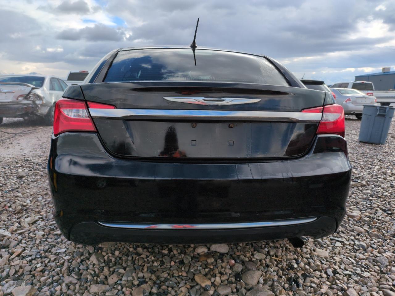 2012 CHRYSLER 200 LX - Image 6