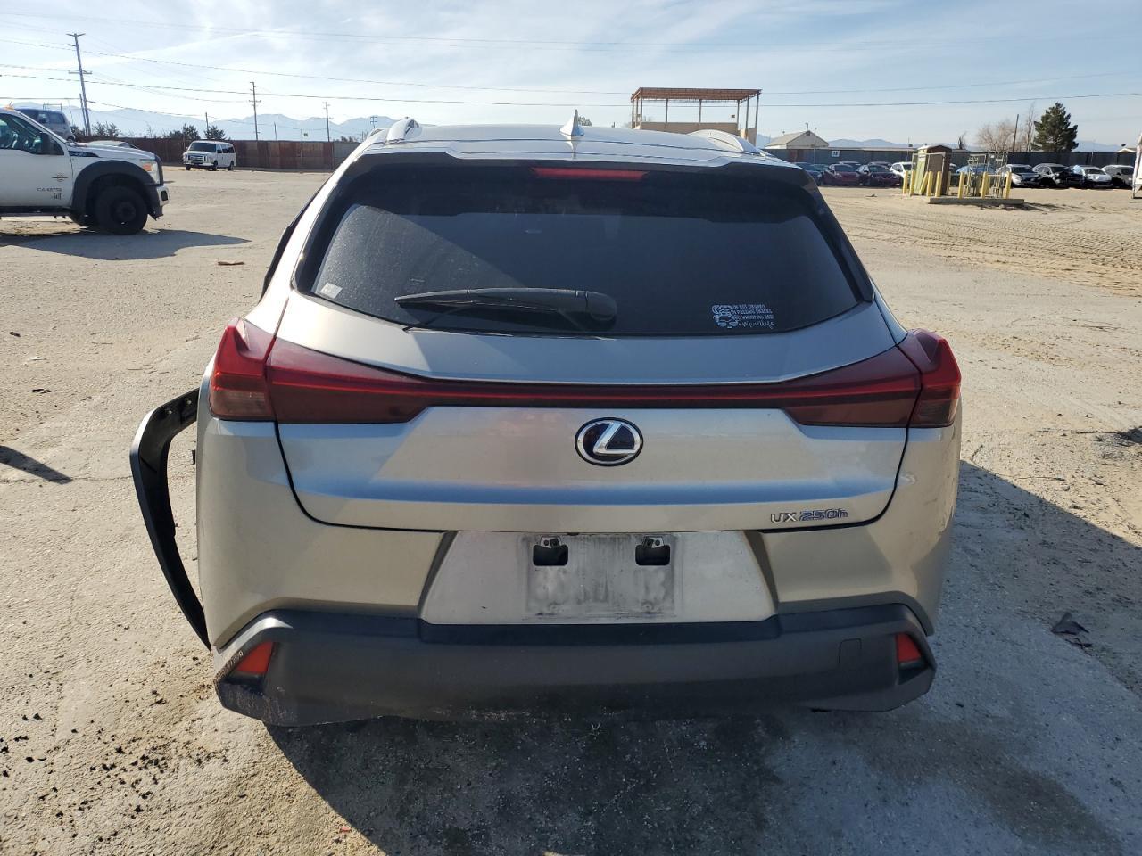 2020 LEXUS UX 250H - Image 6