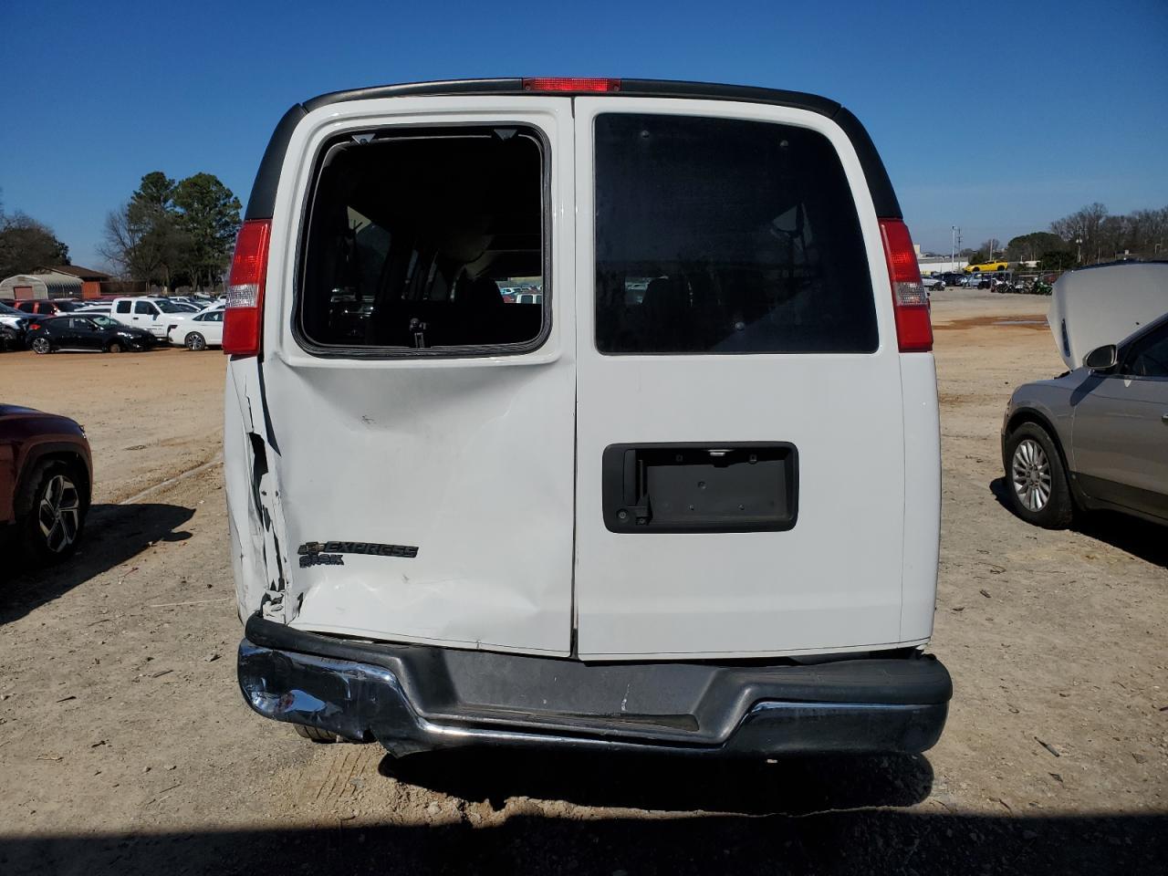 2018 CHEVROLET EXPRESS G3 - Image 6