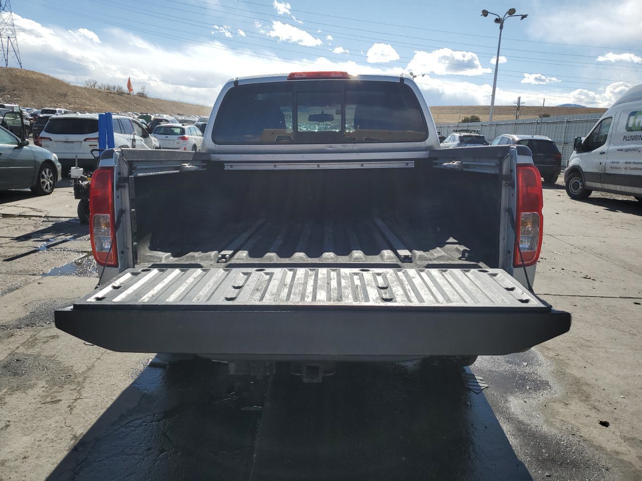 2017 NISSAN FRONTIER S - Фото 6