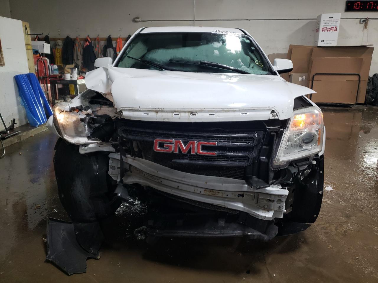 2016 GMC TERRAIN SL - Image 5