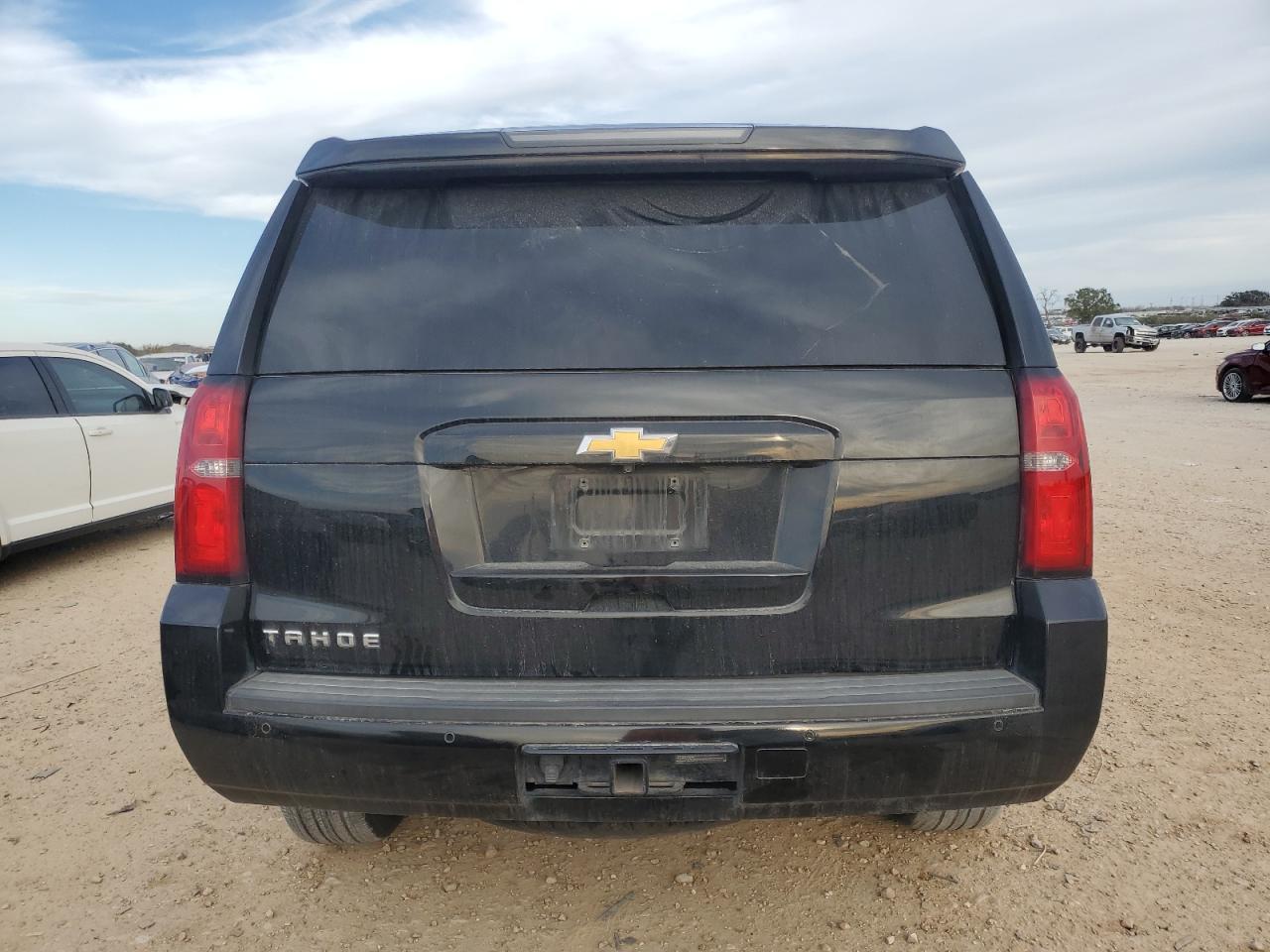 2015 CHEVROLET TAHOE C150 - Фото 6